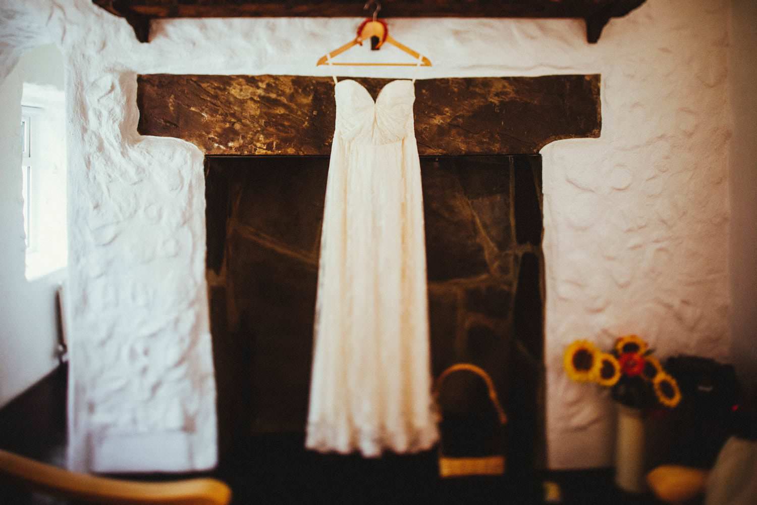 yellow cottage wedding